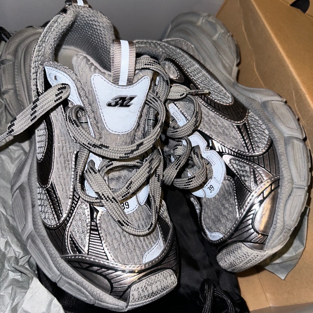 Balenciaga 3xl sneakers - Picture 1 of 6